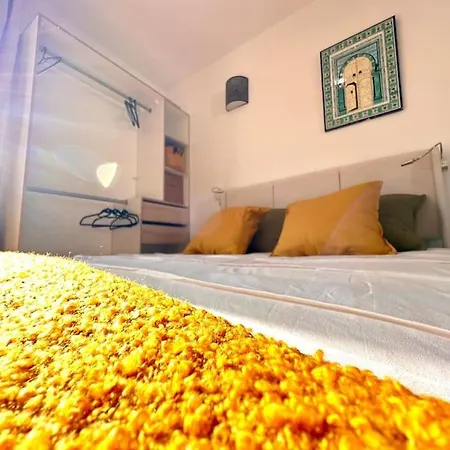 Magnifique Studio Equipe A Clichy Apartment